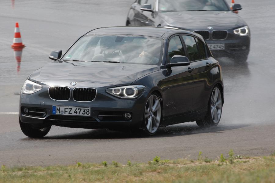  BMW 118i Sport Line 2011 года  (фото 113 из 185)